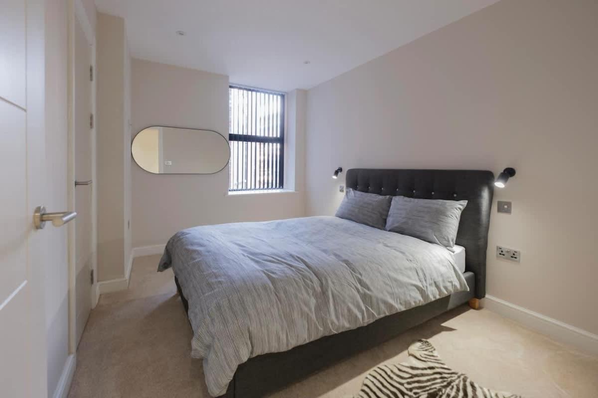 Charming 1-Bedroom Apartment In Leeds City Centre Perfect For Couples Or Solo Travelers المظهر الخارجي الصورة
